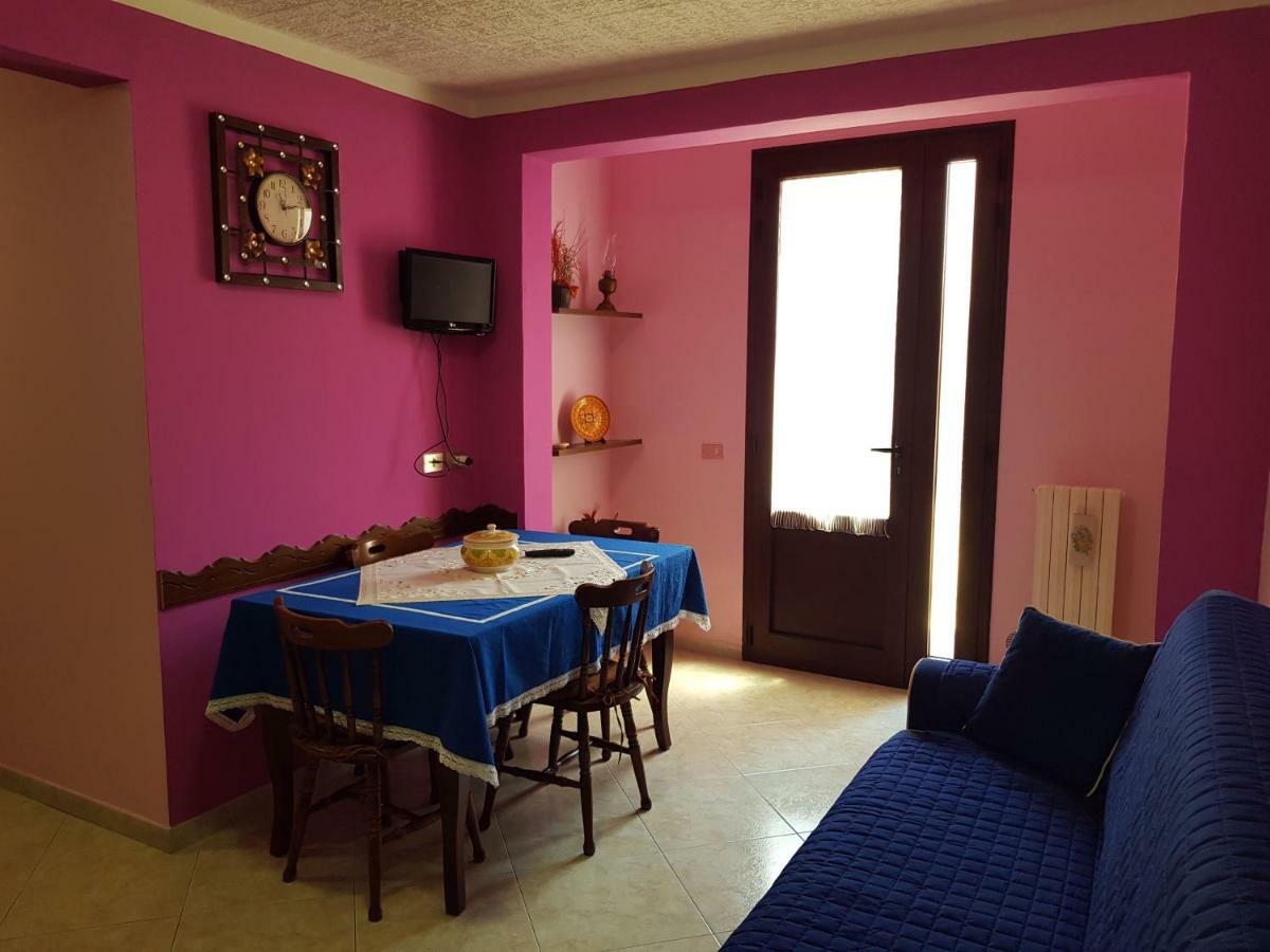 Casa Rosa Holiday home Sogliano Cavour